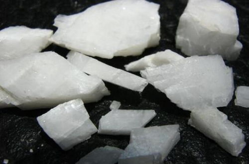 碳酸钙与氢氧化钠的“隐形对峙” 从融雪剂说开去